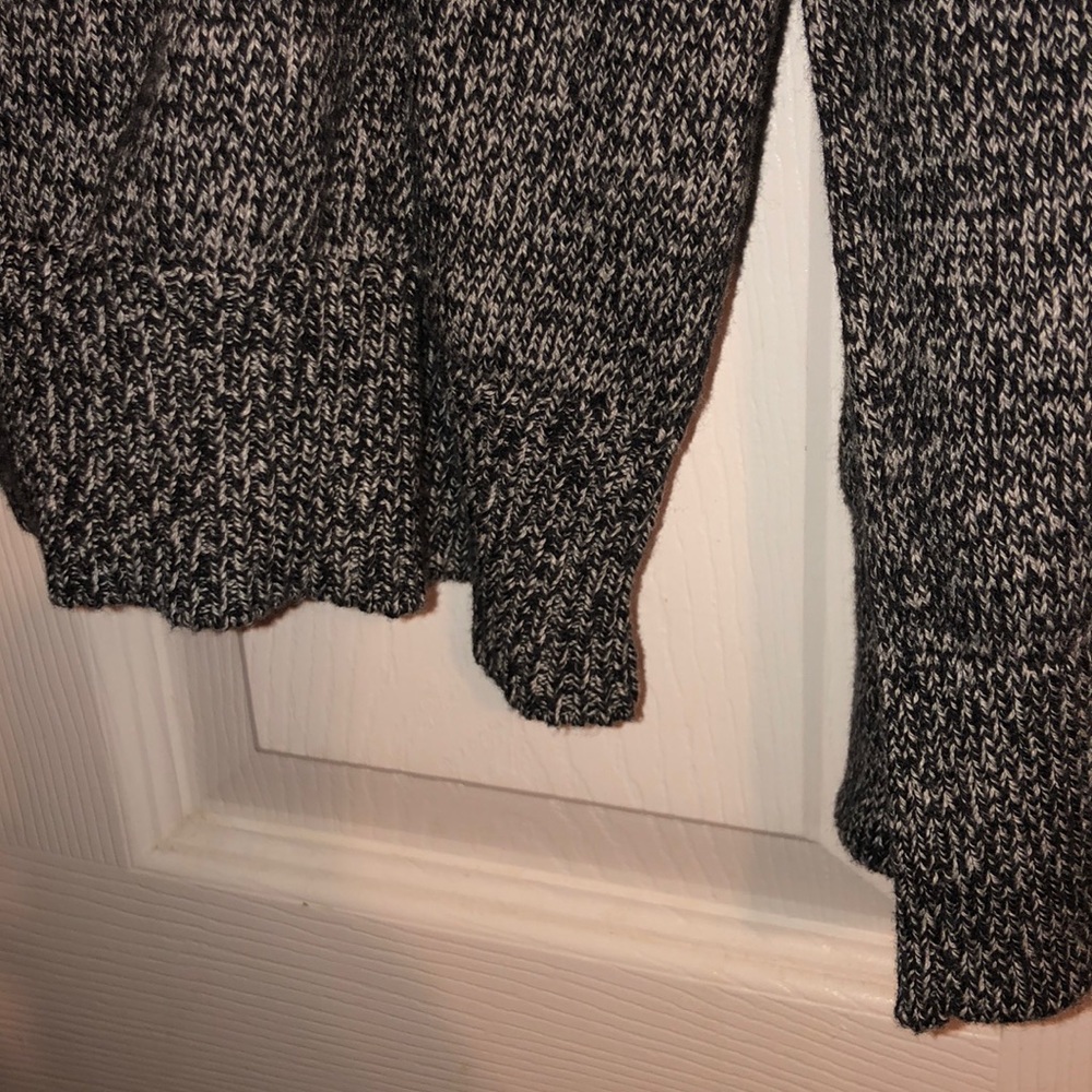 Express Pullover - Picture 5 of 8